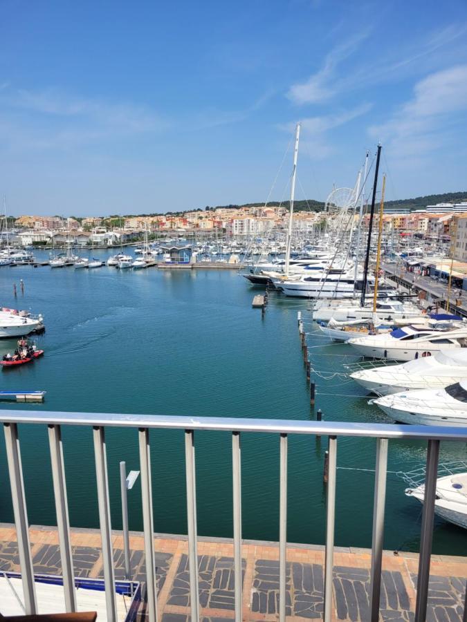 Studio Cap D Agde Vue Port Extérieur photo
